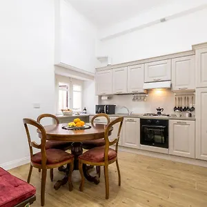 gentile-suites.it-romehotels.com/